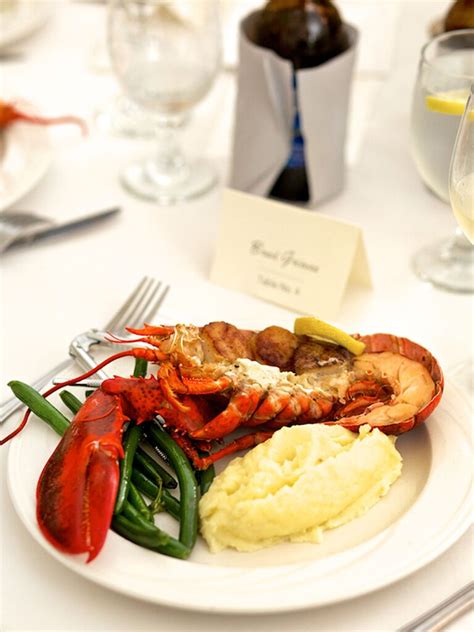 If you can boil a pot of water, then you can cook a lobster. Delicious Wedding Menu Ideas You'll Love