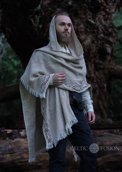 Light Warrior Mens Cloak Druid Cape Celtic Knotwork Etsy