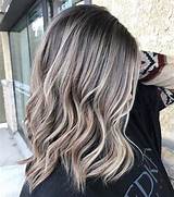 The blonde catches the light, creating a beautiful and soft hair color. 21 Chic Examples of Black Hair with Blonde Highlights ...