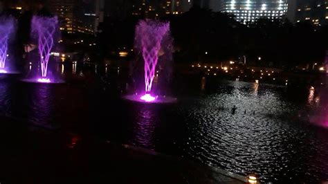 Water Fountain Dance At Klcc Malaysia Youtube