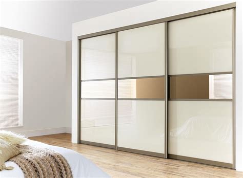 Modern custom sliding mirror wardrobes with sliding doors styles in the uk. Star Bedrooms | Fitted sliding door wardrobes and bedroom ...