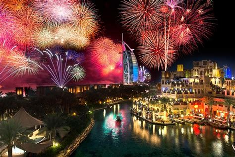 Uae National Day In Dubai Tags Dubai Travel Tour Guide Places To