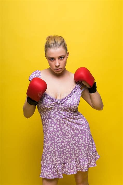 Boxer Seductive Confident Female Boxer With Gloves Studio Sporty