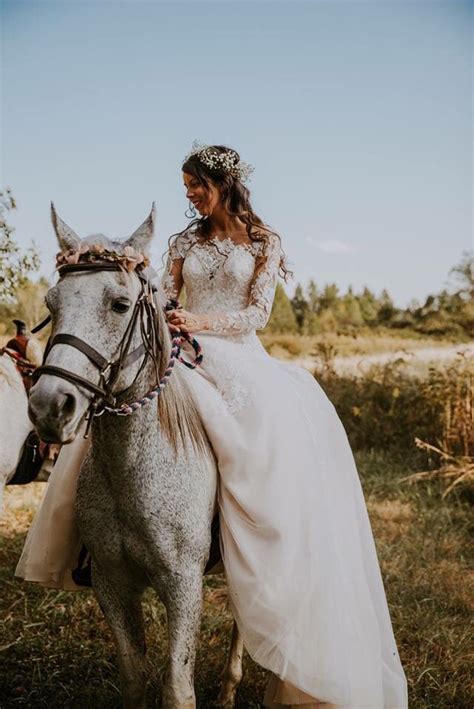 Teague Wedding Horse Wedding Photos Horse Wedding Equestrian Wedding