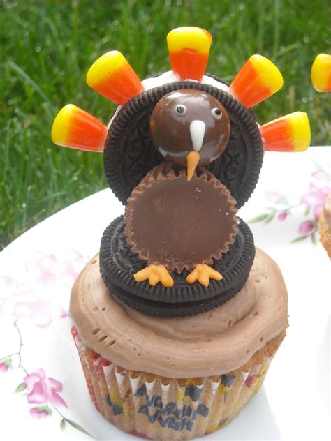 gobble gobble turkey cupcakes all things cupcake