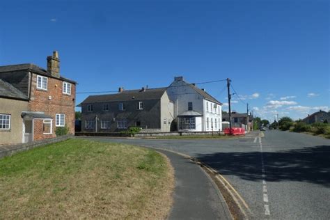 Towards Londonderry Lodge Ds Pugh Cc By Sa Geograph Britain