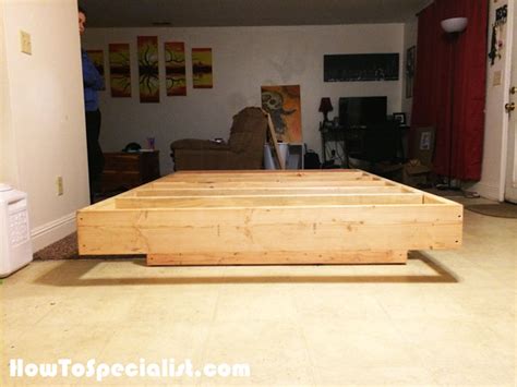 If you want to build a platform bed frame, but also get a dramatic effect, this project is the one to follow. DIY Queen Size Floating Bed | HowToSpecialist - How to ...