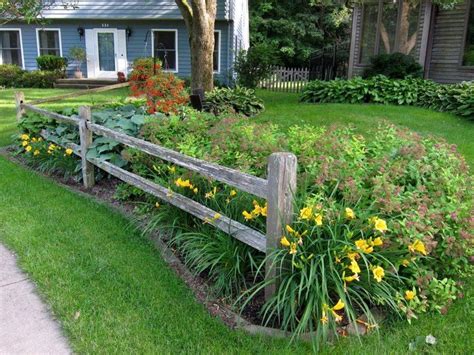 We stand behind our work in offering you the best depending upon your security and style preferences, you can build a split rail fence with two to four rails—long pieces of wood, usually split. split rail fence flower bed - Google Search | garden | Pinterest | Gardens, Posts and Beds