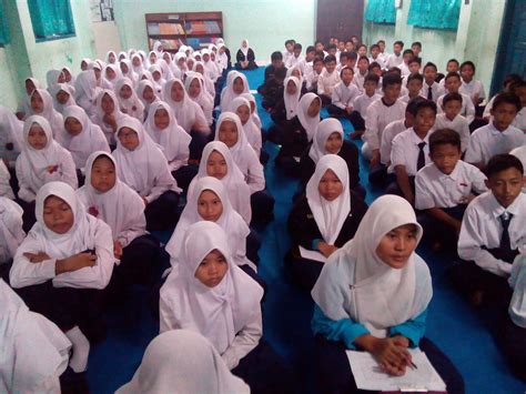 Pada kesempatan yang berbahagia ini admin akan membagikan link download soal umptkin 2019 lengkap naskah asli untuk semua jenis tes yaitu tes kompetensi dasar (tkd), ipa (ilmu pengetahuan alam), dan juga ips (ilmu pengetahuan sosial). UAMBN QURDIS 3 | Religious Studies Quiz - Quizizz