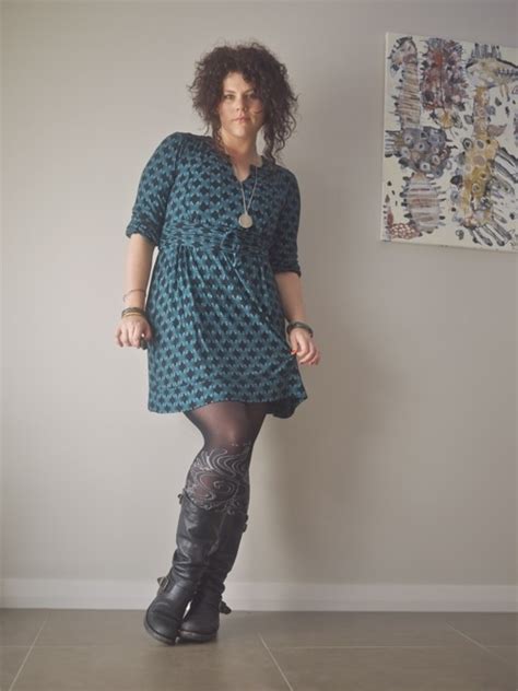Blue And Green Dress Black Boots Patterned Tights Fashion Boots