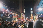 File:New Years Eve 1999-2000 - Times Square.jpg - Wikipedia