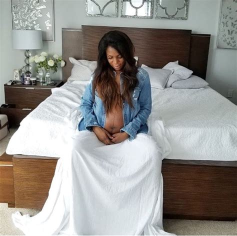 Linda Ikeji Shows Off Nude Baby Bump Shares Powerful Message Photos