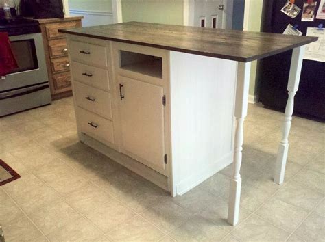 19 Incredible Kitchen Islands Made From Totally Unexpected Things