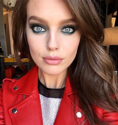 Emily Didonato Today With Erinparsonsmakeup Maybellinegirls Bts