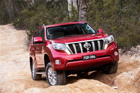 2016 Toyota Landcruiser Prado Pricing And Specifications Photos 1 Of 28