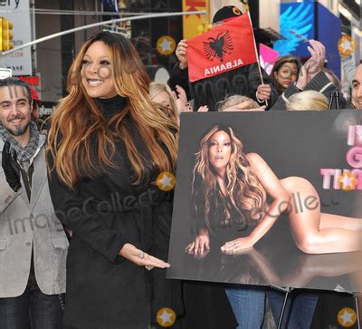 Pictures From Wendy Williams Unveils Peta Campaign In Nyc