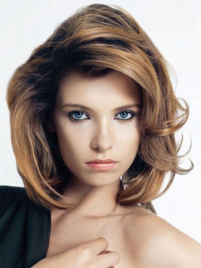 Women Trend Hair Styles For 2013 Shoulder Length Layered