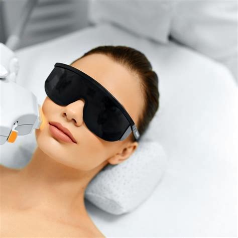 Ipl Facial A Facial That Can Change Your Skin The La Glow Laser