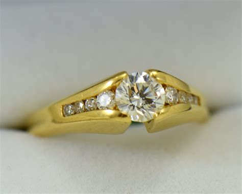 Estate Custom 18k Yellow Gold Diamond Engagement Ring