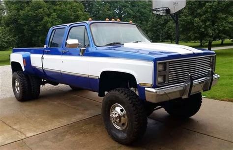 Pin By Camille Dalling On Square Body Nation Lifted Chevy Trucks Old