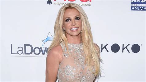 Britney Spears Desnudo Britney Spears Posa Completamente Desnuda En