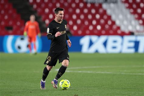 In particular the thorny file concerning the extension of lionel messi. FC Barcelona News: 10 January 2021; Barça dominate Granada, Lionel Messi now top scorer - Barca ...