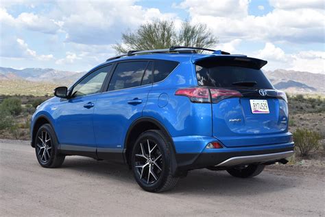 2017 Toyota Rav4 Se Hybrid Review Is Fuel Efficiency Enough