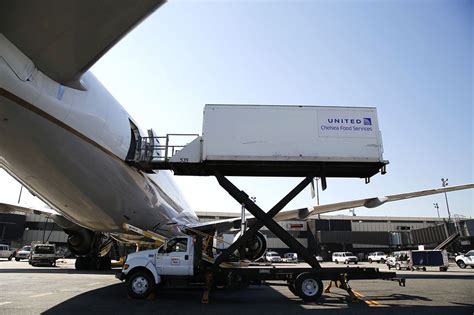United Airlines Considers Outsourcing Catering Workers While Lavishing