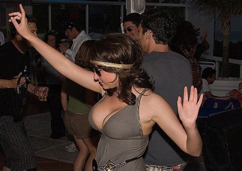 Milana Vayntrub At A WMC 2009 Rooftop Pool Party In Miami 3 27 09