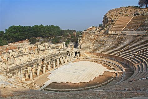 Ancient Ephesus Tour from Selcuk and Kusadasi - Tourist Journey