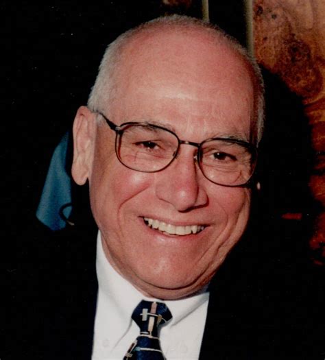 Robert O. Snyder - St Louis Cremation