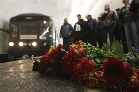 Moscow Metro Bomb Blasts Kill 39 Nz