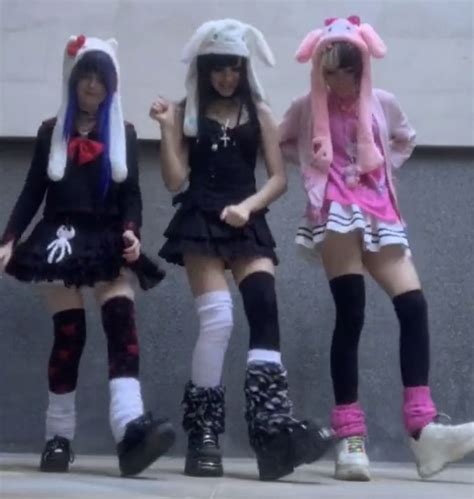 K12913 On Tik Tok In 2021 Aesthetic Grunge Outfit Gothic Outfits