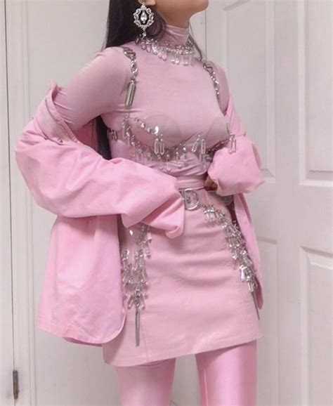 Pink Fashion 90s Fashion Fashion Outfits Womens Fashion Fashion Beauty Korean Fashion