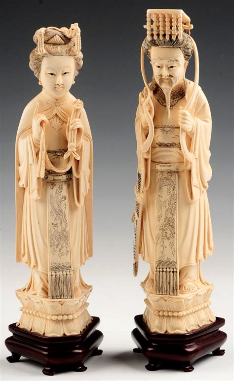 399 A Pair Chinese Antique Carved Ivory Emporer And Em