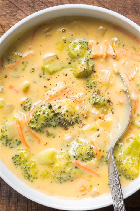 30 Minute Velveeta Broccoli Cheese Soup