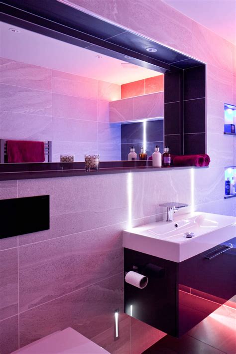 Be unique, bold, and playful. Awesome purple bathroom decorjust on kennyslandscaping.com ...