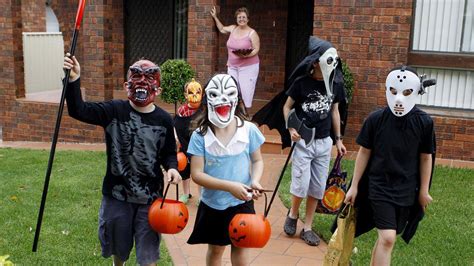 Gov Dewine Says Guidance On Halloween Events Trick Or Treat Coming Friday