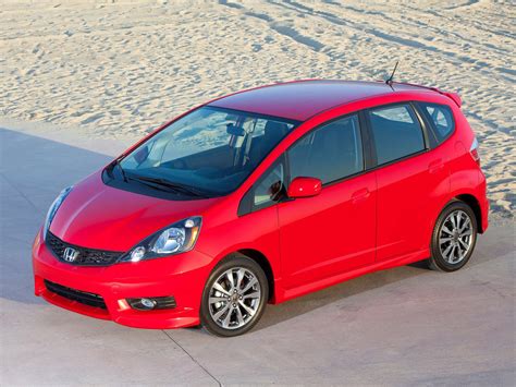 2012 HONDA Fit Sport Japanese car wallpapers, review, features