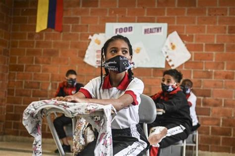 Pandemia Del Covid 19 Congeló Educación En Latinoamérica