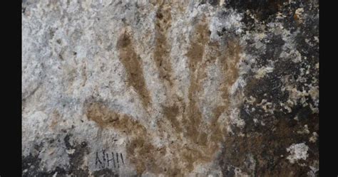 Earliest Prehistoric Art Discovered And It Turns Out To Be Hand Prints