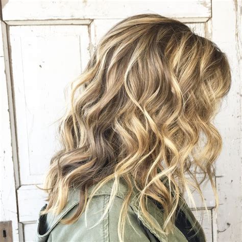 Rooty Balayage With Lots Of Honey Blonde On A Long