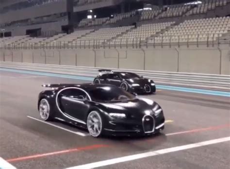 Bugatti Chiron Vs Veyron Ss Drag Race Is Over Quickly Autoevolution