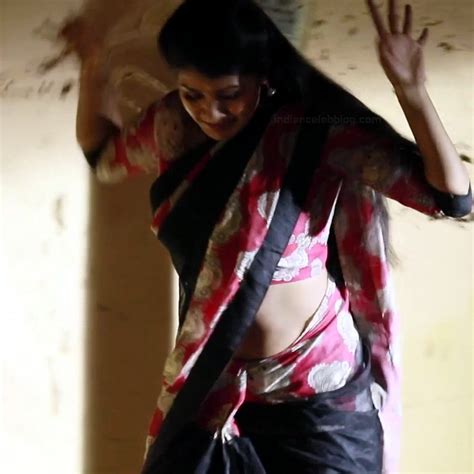 Rachitha Mahalakshmi Tamil Tv Hot Saree Navel Show