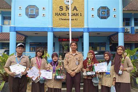 Sumbangkan Prestasi Siswa Sma Hang Tuah Jakarta Terima Award Klik