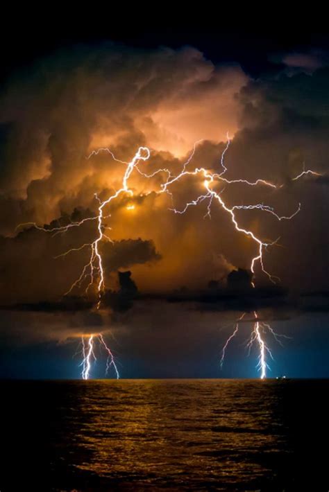 ˚breathtaking Lightning Clouds Lightning Storm Beautiful Nature