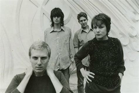 Kendra Smith To Reunite With The Dream Syndicate Onstage In California
