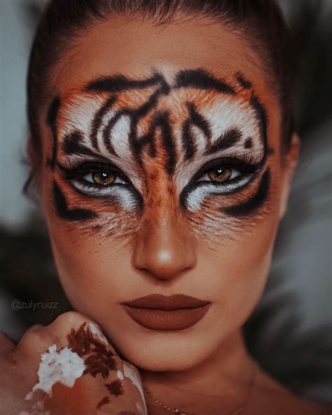 Siberian Tiger Halloween Makeup Look By Instagram Zulyruizz Makeup