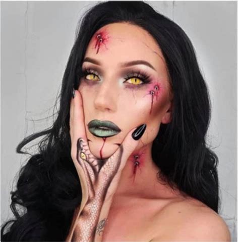 Scary Sexy Halloween Makeup Looks To Copy In Page Of Viva Glam Magazine