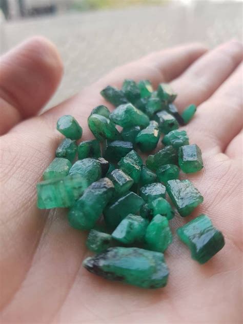 10pc Lot Emerald Rough Stone 100natural Raw Emerald Loose Etsy
